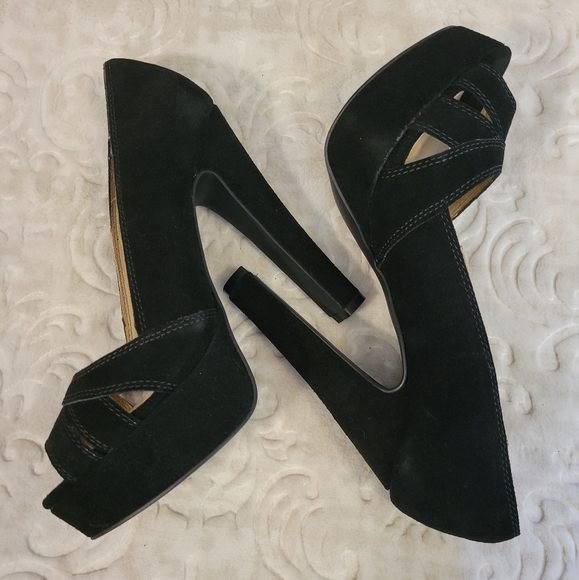 *New▪︎STEVE MADDEN Pumps* - Picture 3 of 11